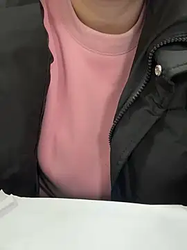 Snapshot of Donna9696 chatting on 02-02-26, 12:53 Donna9696 online show from 02-02-26, 12:53