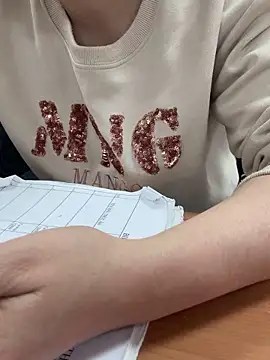 Snapshot of Donna9696 chatting on 02-25-26, 12:55 Donna9696 online show from 02-25-26, 12:55