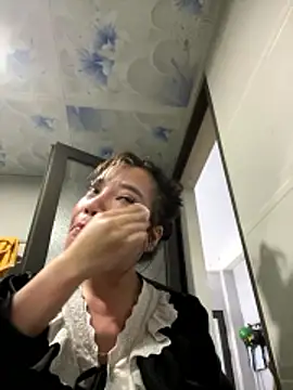 Merry babyy online show from 01-15-26, 01:25