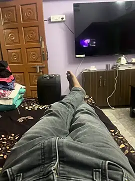 Hornyksg online show from 01-15-26, 02:53