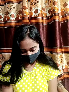 Snapshot of Red-Bird2 chatting on 02-15-26, 02:01 Red-Bird2 online show from 02-15-26, 02:01