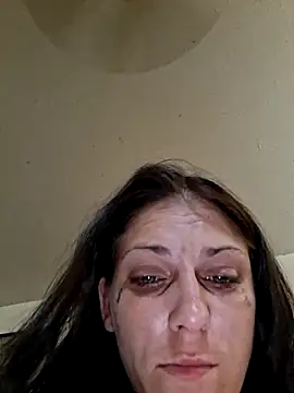 LadySn0w26 online show from 03-07-26, 06:02