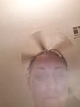 LadySn0w26 online show from 03-09-26, 03:15