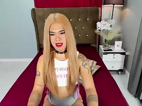 LunaAyumi online show from 02-03-26, 06:22