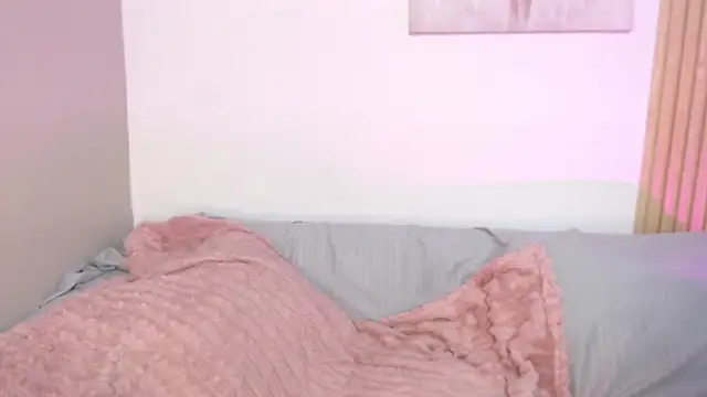 Snapshot of chloe_peach_ chatting on 05-02-26, 01:38 chloe peach online show from 05-02-26, 01:38