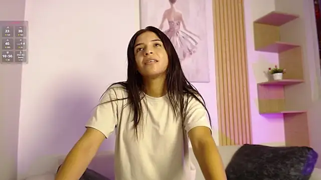 chloe peach  online show from 04-07-26, 12:07