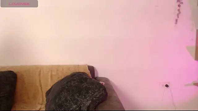 chloe peach  online show from 06-03-26, 12:39