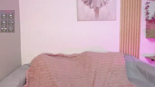 Snapshot of chloe_peach_ chatting on 04-28-26, 12:20 chloe peach online show from 04-28-26, 12:20
