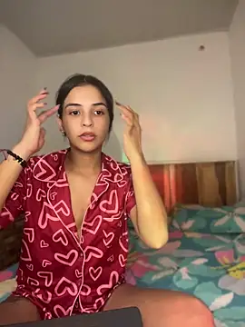 chloe peach  online show from 04-17-26, 01:19