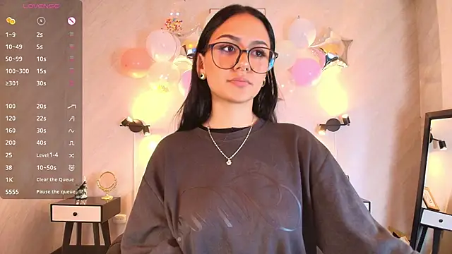 NiccolleHall online show from 02-19-26, 01:41