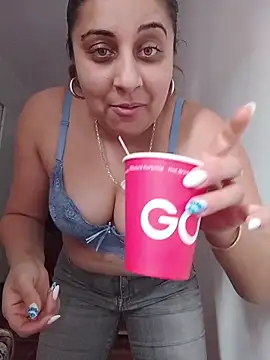 AntoAntonianna online show from 02-19-26, 09:06