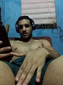 Wicy23 online show from 05-25-26, 03:39