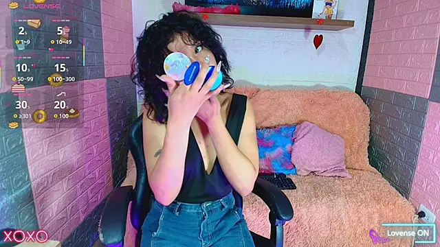 hotcakes uwu online show from 05-23-26, 03:16