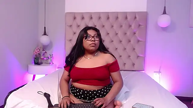 Kiri Black  online show from 02-03-26, 06:40