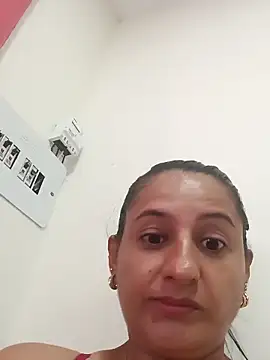 Snapshot of Luna_seductora12 chatting on 02-20-26, 11:45 Luna seductora12 online show from 02-20-26, 11:45