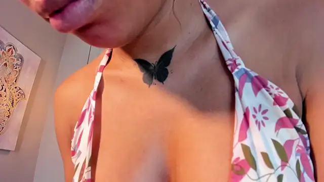 Snapshot of Scarlet_Vixen_ chatting on 07-01-26, 03:23 Scarlet Vixen online show from 07-01-26, 03:23