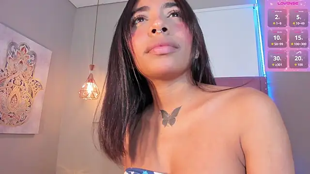 Scarlet Vixen  online show from 05-06-26, 02:37
