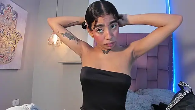 Scarlet Vixen  online show from 03-29-26, 01:02