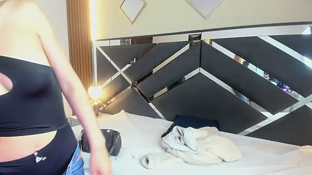 Ambarross  online show from 03-21-26, 12:53