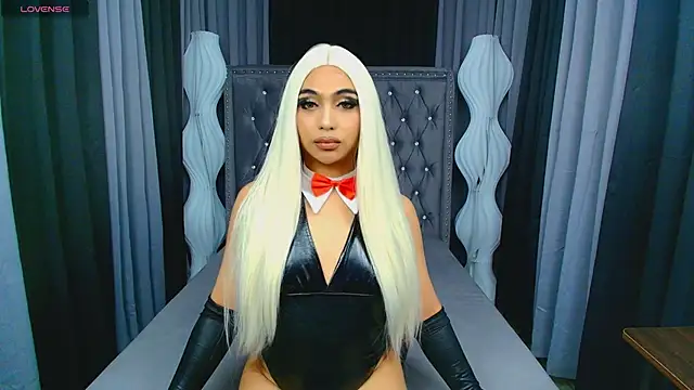 Clea Moore online show from 02-06-26, 03:02