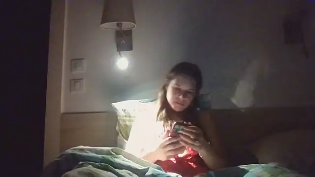 Snapshot of NyraLuna chatting on 02-12-26, 11:15 NyraLuna online show from 02-12-26, 11:15