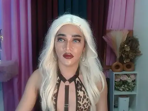 Snapshot of Kendalllust chatting on 01-14-26, 06:11 Kendalllust online show from 01-14-26, 06:11