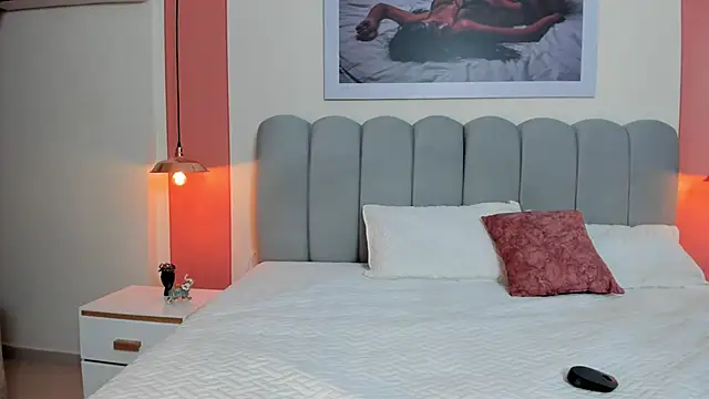 EmmaBoyd online show from 02-07-26, 01:41