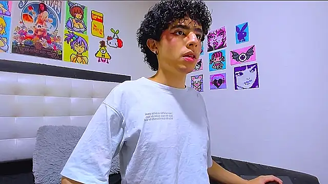 Snapshot of LuanRush_ chatting on 03-03-26, 03:02 LuanRush online show from 03-03-26, 03:02