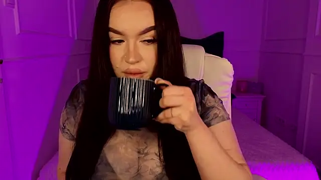 tinafox  online show from 03-20-26, 08:15