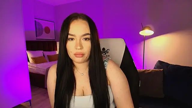 tinafox  online show from 02-03-26, 03:50