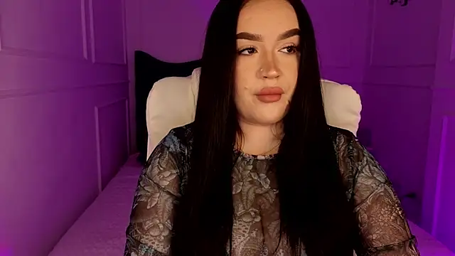 tinafox  online show from 04-07-26, 07:10