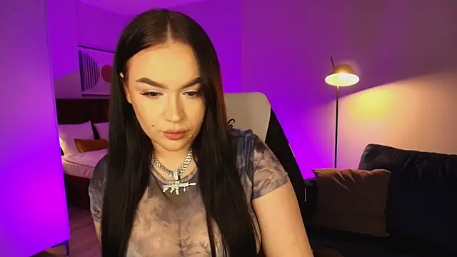 tinafox  online show from 01-17-26, 08:40