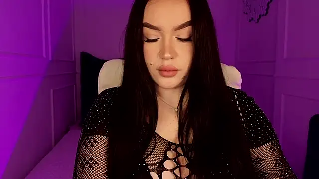 tinafox  online show from 03-16-26, 08:07