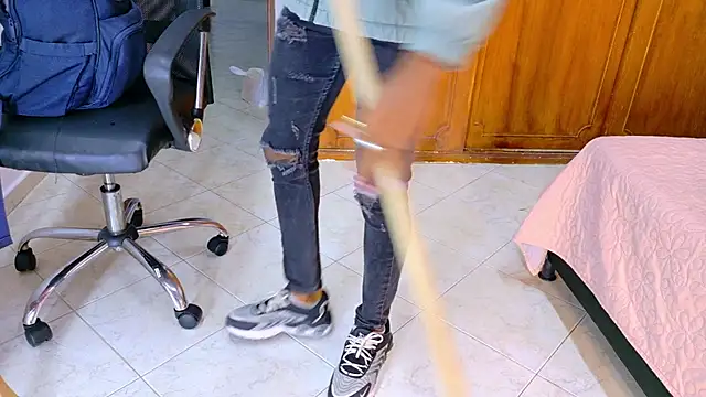 samirths boy  online show from 04-08-26, 07:10