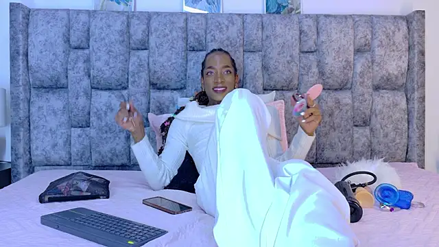 Snapshot of samirths_boy_ chatting on 02-01-26, 07:12 samirths boy online show from 02-01-26, 07:12