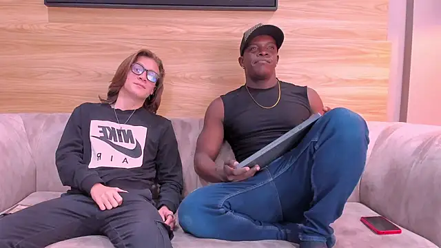 friendslymens online show from 04-01-26, 04:48