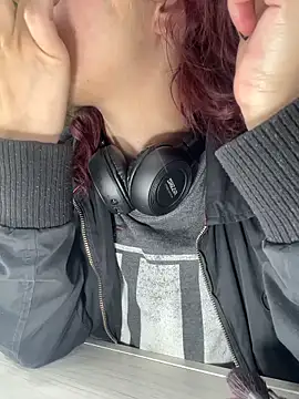 elodie rouge online show from 03-23-26, 11:43