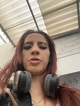 elodie rouge online show from 06-26-26, 11:38