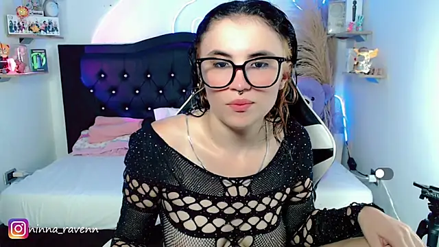 AriaDark online show from 04-12-26, 09:07