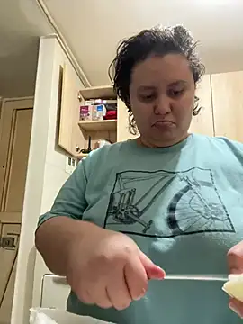 RavenEllieUniverse online show from 02-11-26, 02:33