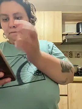 RavenEllieUniverse online show from 02-20-26, 02:41