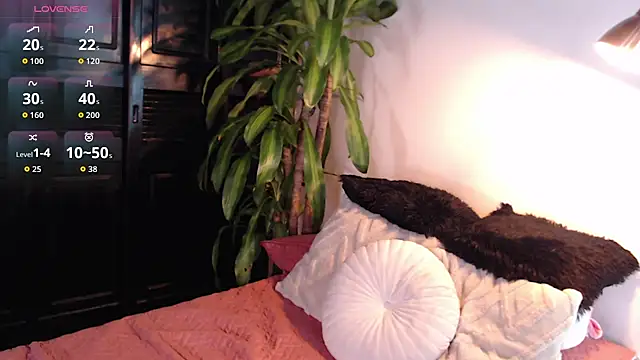 Mia Volkova  online show from 05-22-26, 04:05