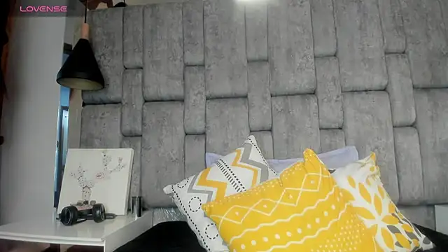 Snapshot of JenniQ69 chatting on 07-04-26, 07:51 JenniQ69 online show from 07-04-26, 07:51