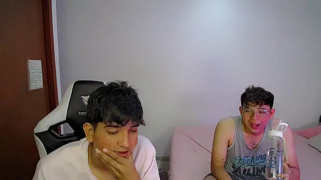 Maxwell boys online show from 02-27-26, 03:40