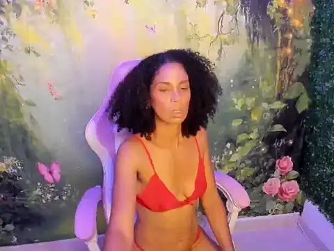 Snapshot of rosa_skinny chatting on 05-10-26, 08:07 rosa skinny online show from 05-10-26, 08:07