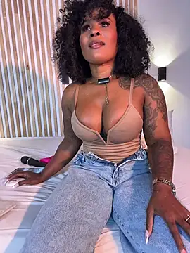 Snapshot of pamelamendez_1 chatting on 05-18-26, 11:20 pamelamendez 1 online show from 05-18-26, 11:20