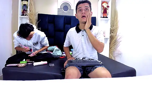 Snapshot of James_And_Kenet chatting on 02-22-26, 01:24 James And Kenet online show from 02-22-26, 01:24