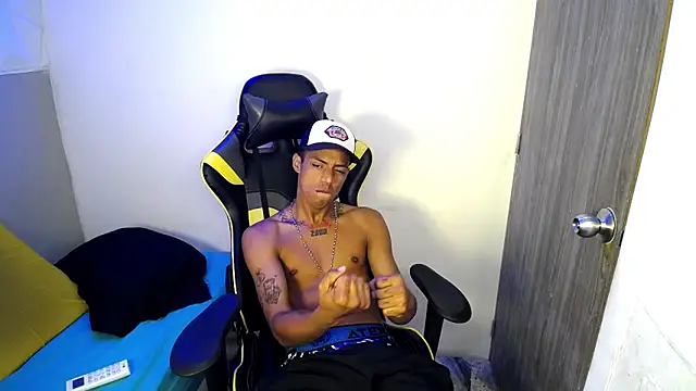 Nando colll online show from 01-16-26, 01:15