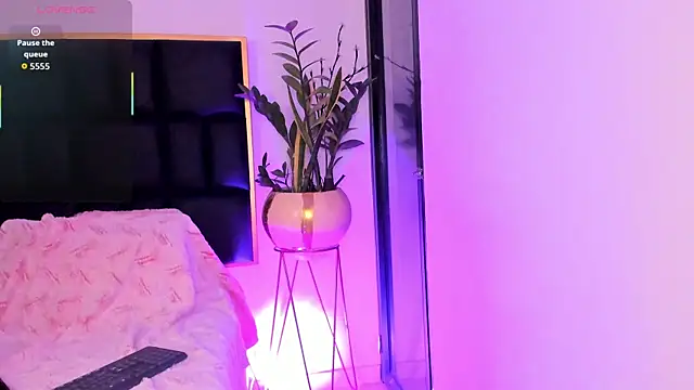 Emma collins01 online show from 04-02-26, 03:02