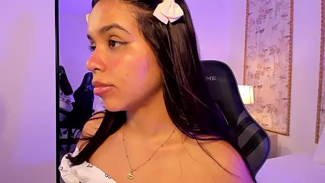 Snapshot of rubby_grundy chatting on 02-22-26, 08:28 rubby grundy online show from 02-22-26, 08:28